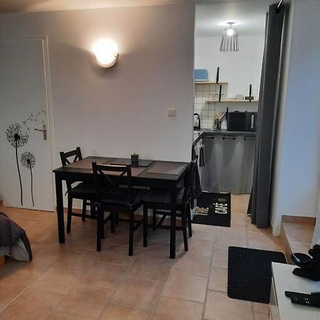 Le Petit Cocon Cerizay Exterior foto